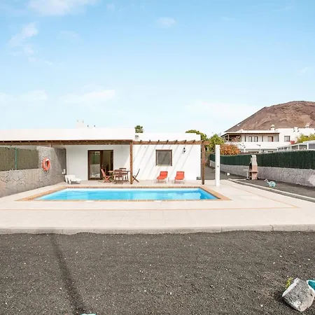 Daniamand 33b Villa *